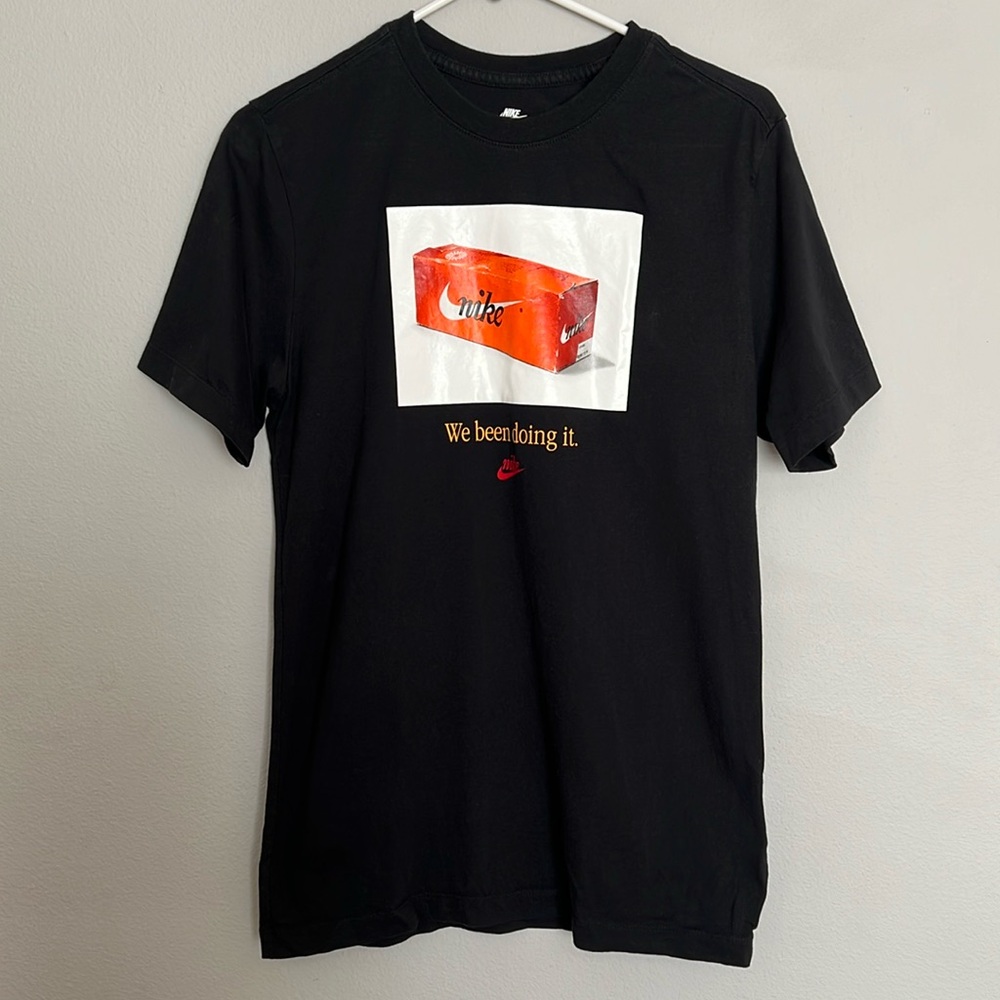 Nike Men’s Vintage Shoebox T-Shirt